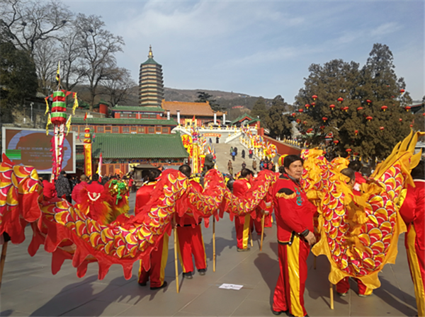 <b>第五届北京八大处新春祈福庙会大年初一迎客</b>